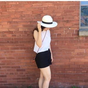 Black linen shorts in size medium.